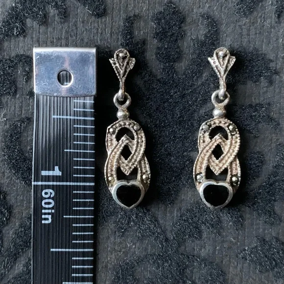 Vintage Art Deco Onyx Heart Marcasite Sterling earrings - Picture 2 of 11